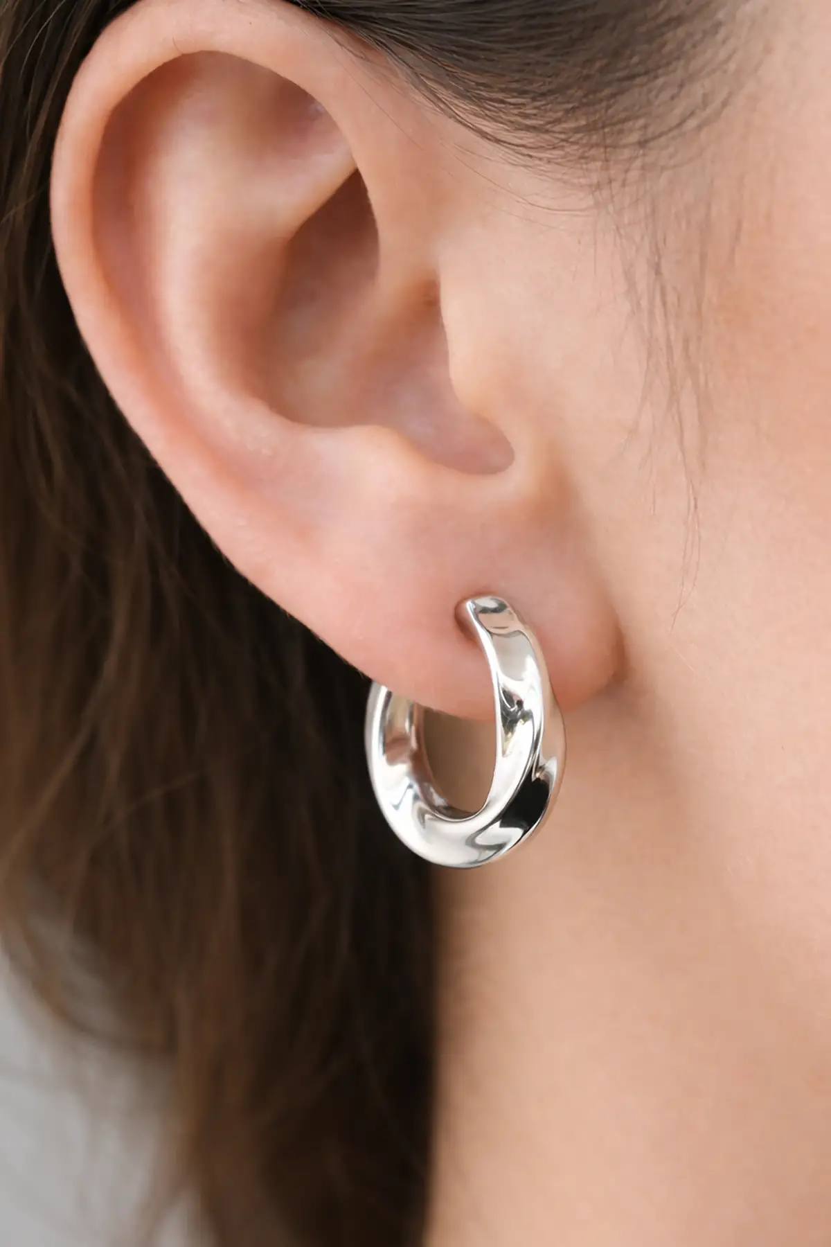 Gümüş Renk Çelik Halka Küpe (Çift)