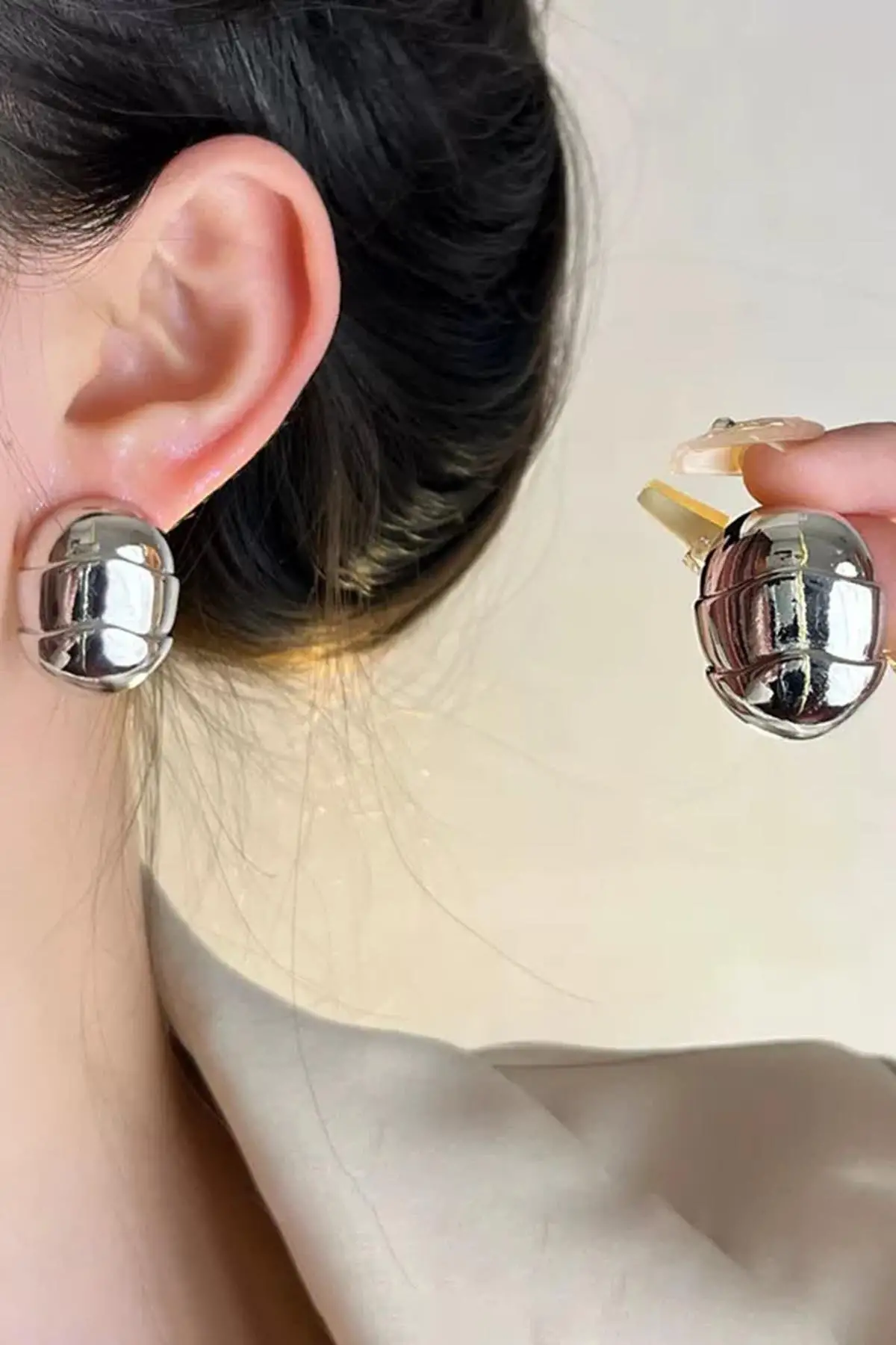 Gümüş Renk Çelik Küpe (Çift)