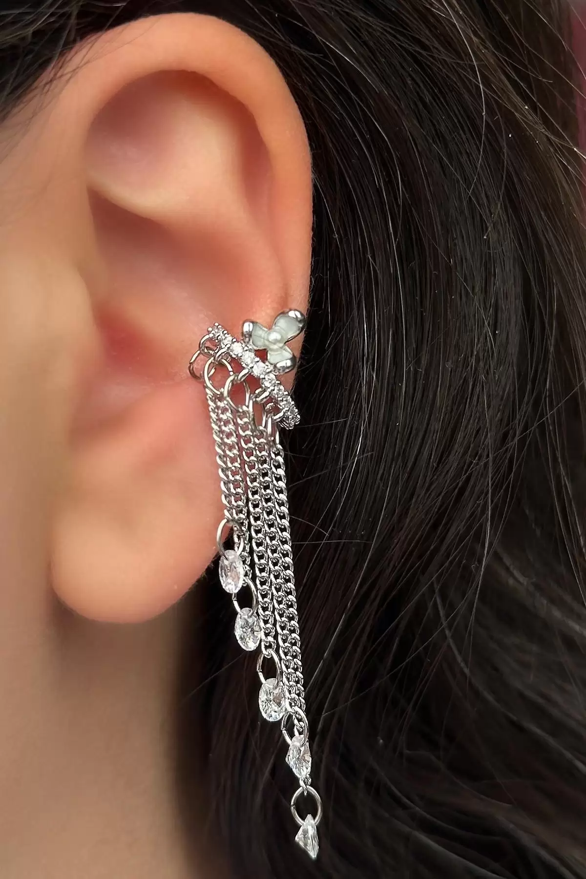 Gümüş Renk Çiçek Figürlü Sallantılı Ear Cuff (Tek)