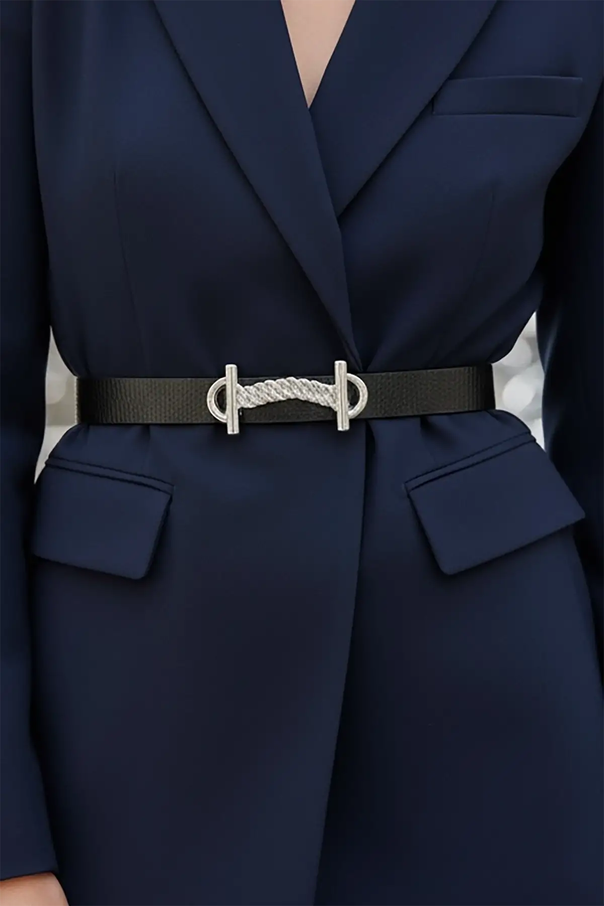 Gümüş Renk Deri Detaylı Kadın Kemer