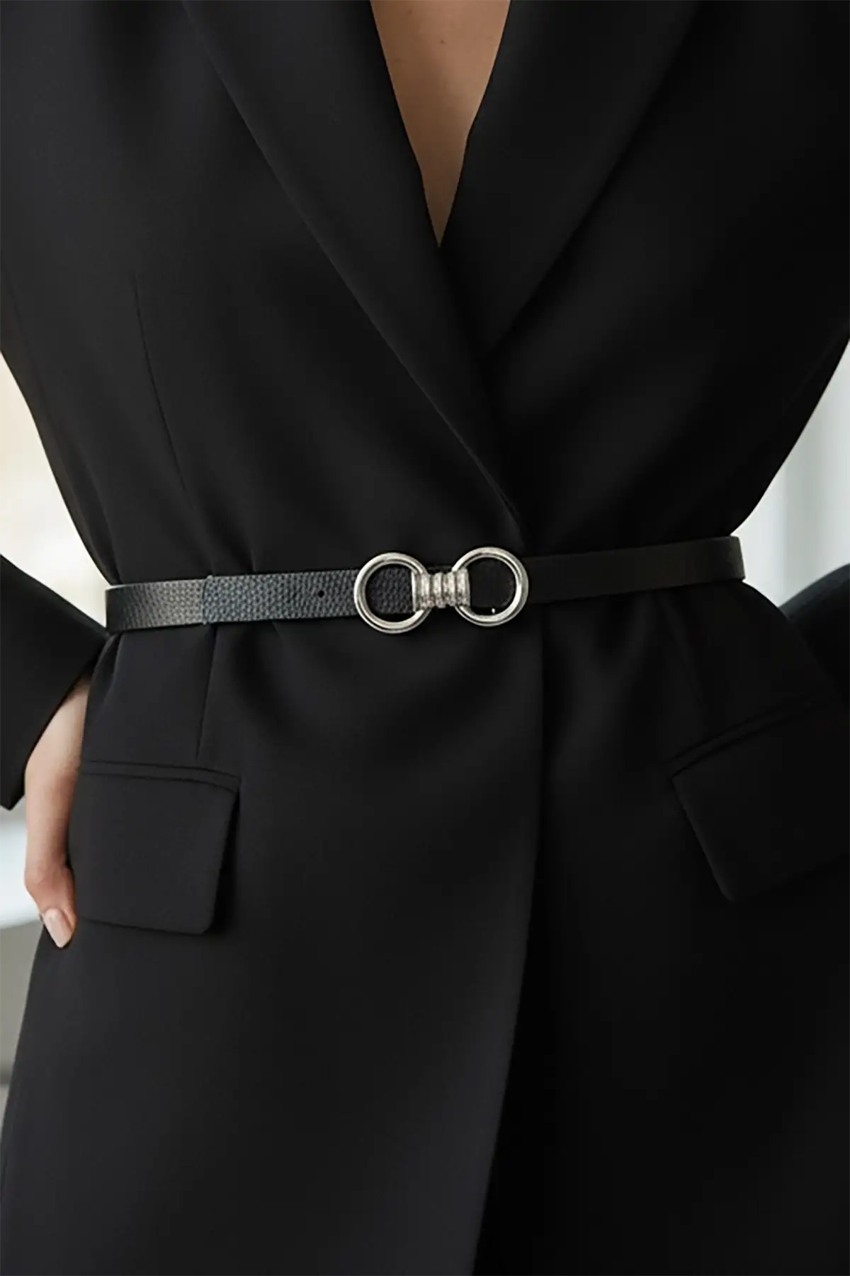 Gümüş Renk Deri Detaylı Kadın Kemer