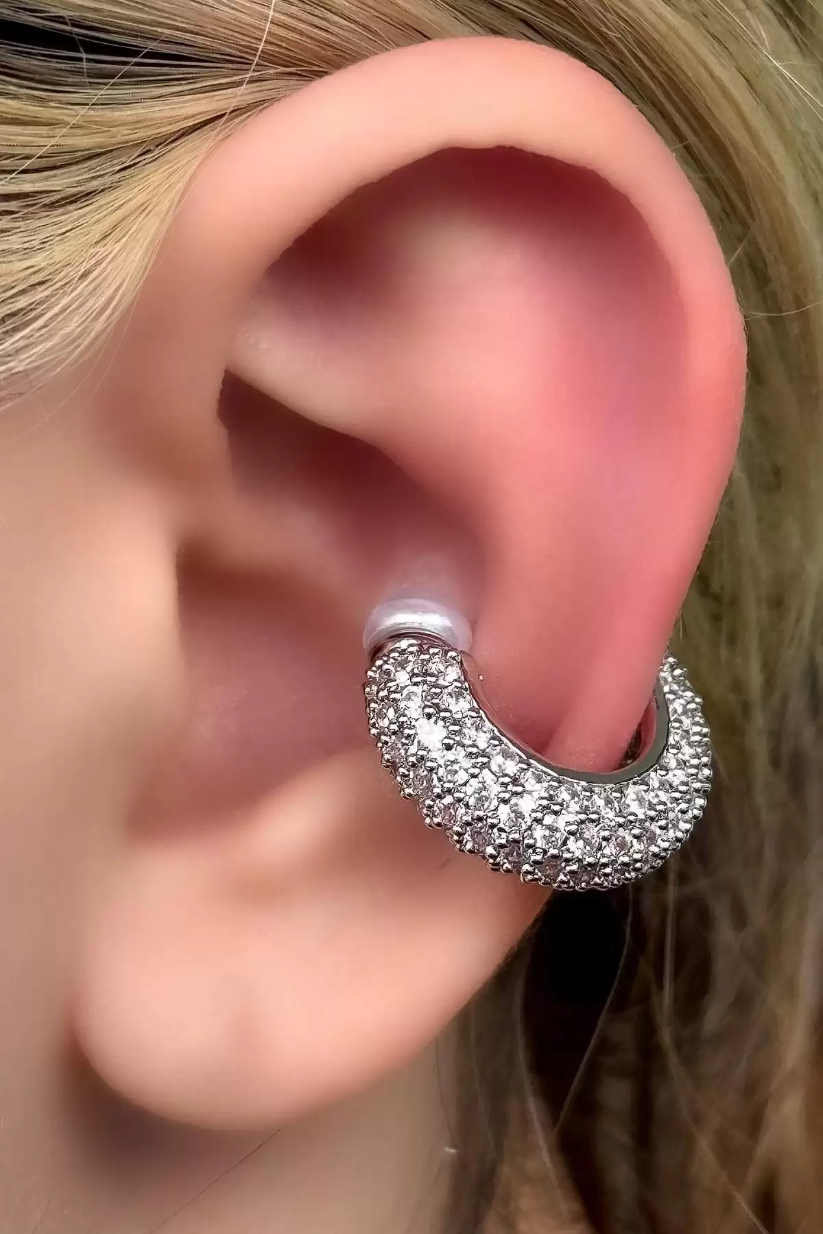 Gümüş Renk İnci Ve Taş Detaylı Ear Cuff (Tek)