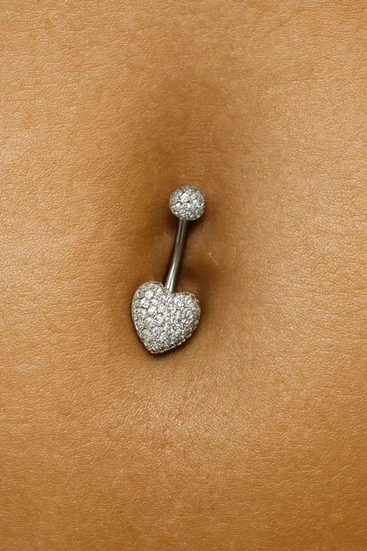 Gümüş Renk Kalp Figürlü Cerrahi Çelik Göbek Piercing