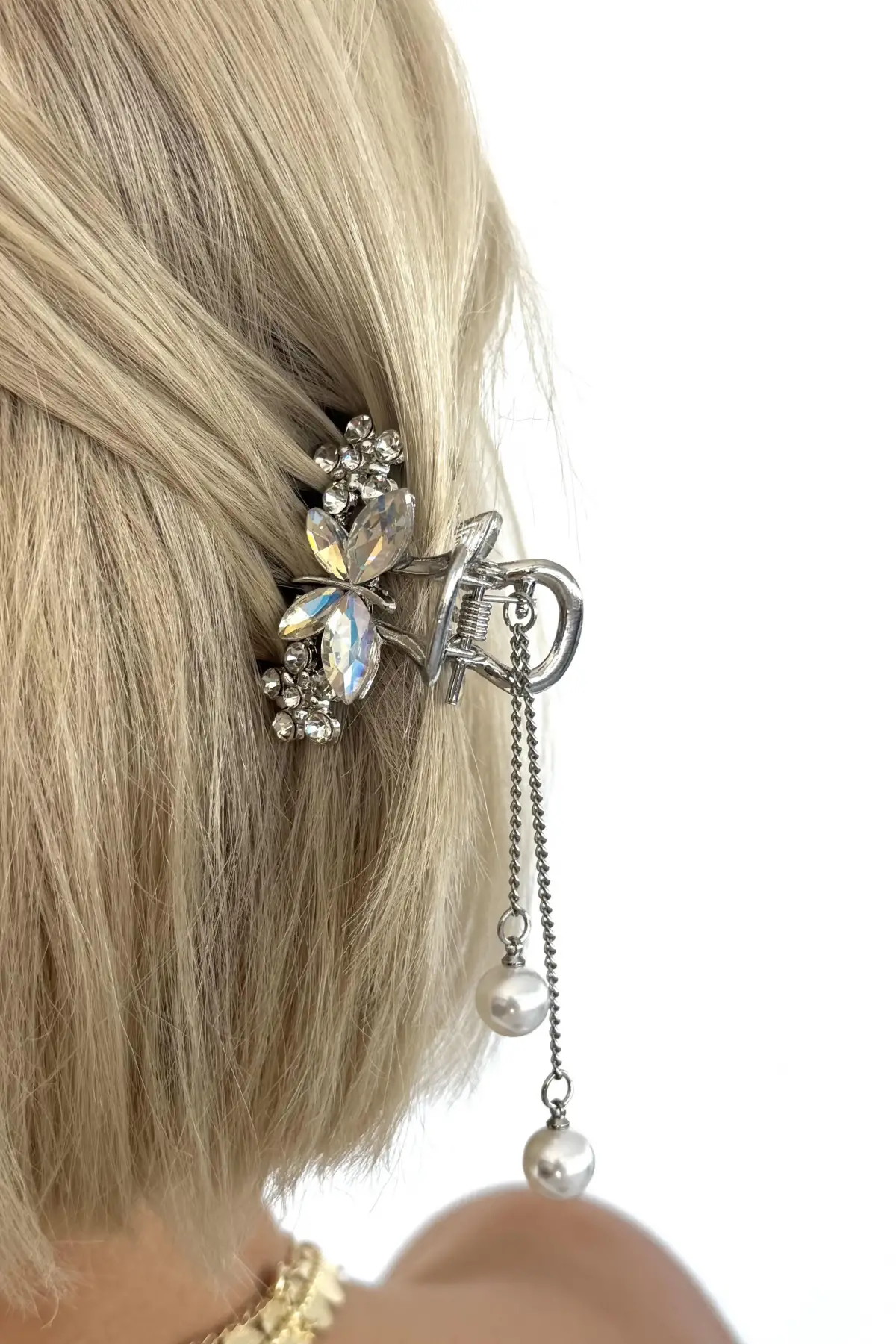 Gümüş Renk Kelebek Figürlü Taşlı Mini Mandal Toka