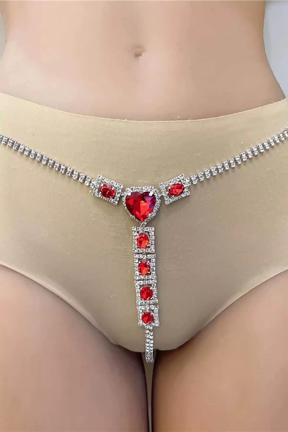 Gümüş Renk Kırmızı Taş Detaylı Tanga