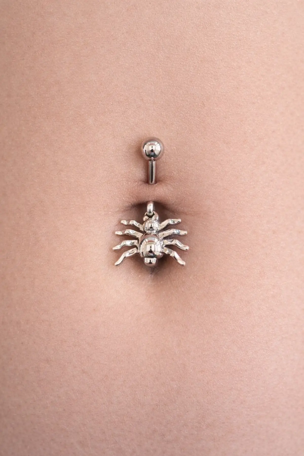 Gümüş Renk Örümcek Figürlü Cerrahi Çelik Göbek Piercing