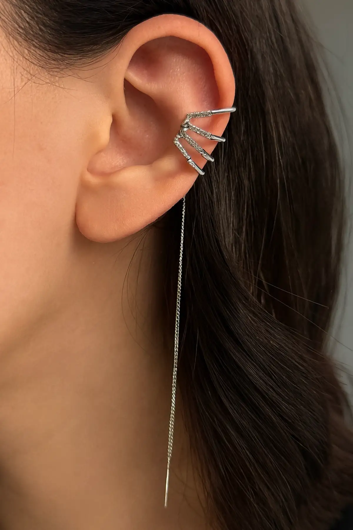 Gümüş Renk Sallantılı Ear Cuff (Tek)