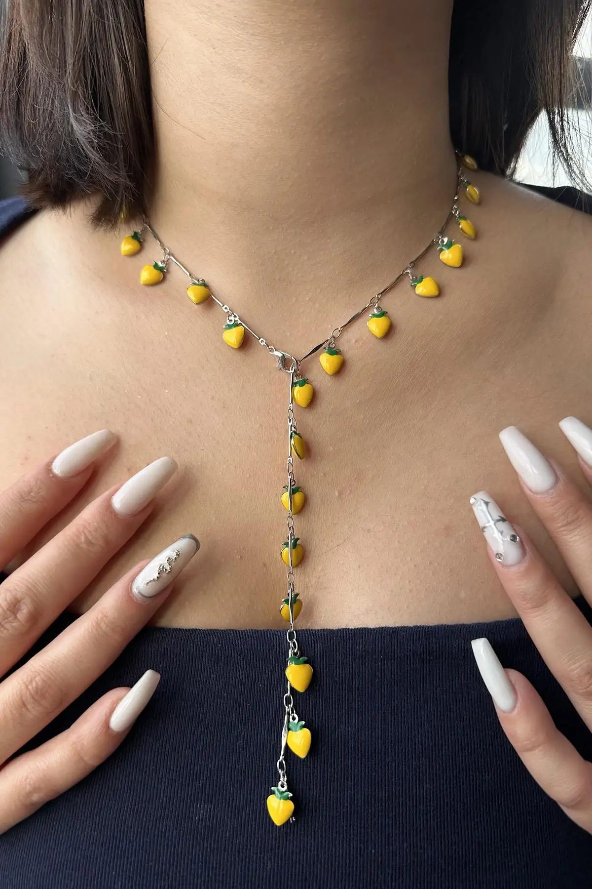 Gümüş Renk Sarı Kalp Figürlü Çelik Y Kolye