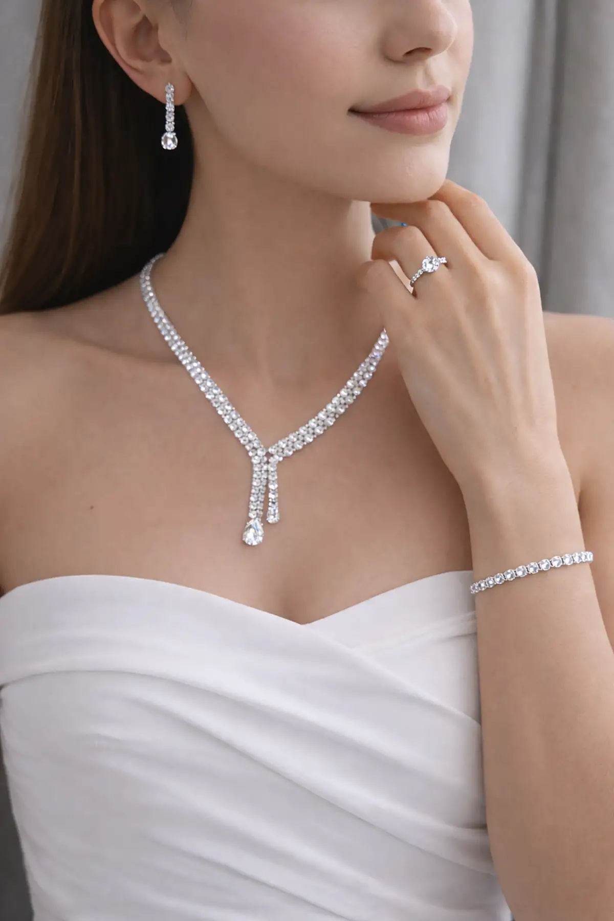 Gümüş Renk Taş Detaylı 4lü Abiye Set