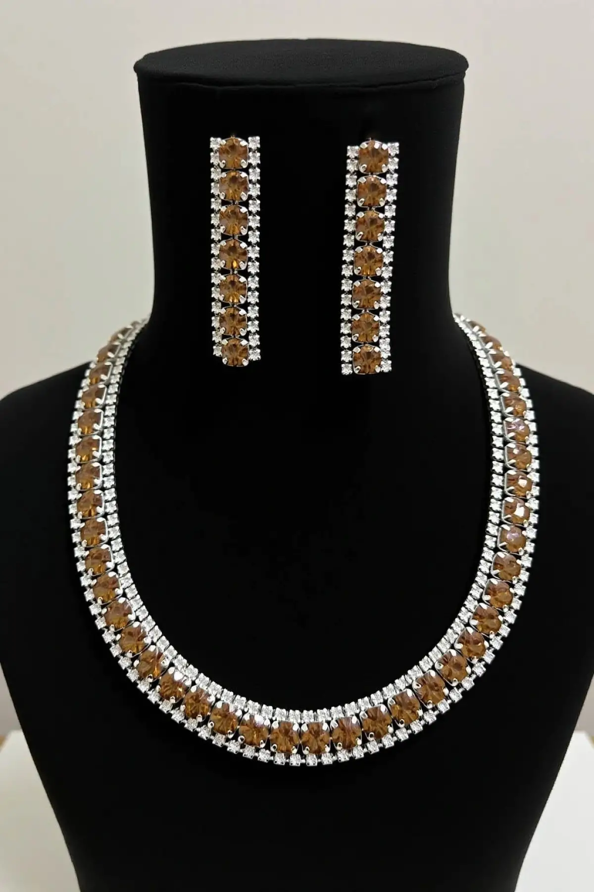 Gümüş Renk Taş Detaylı Abiye Set