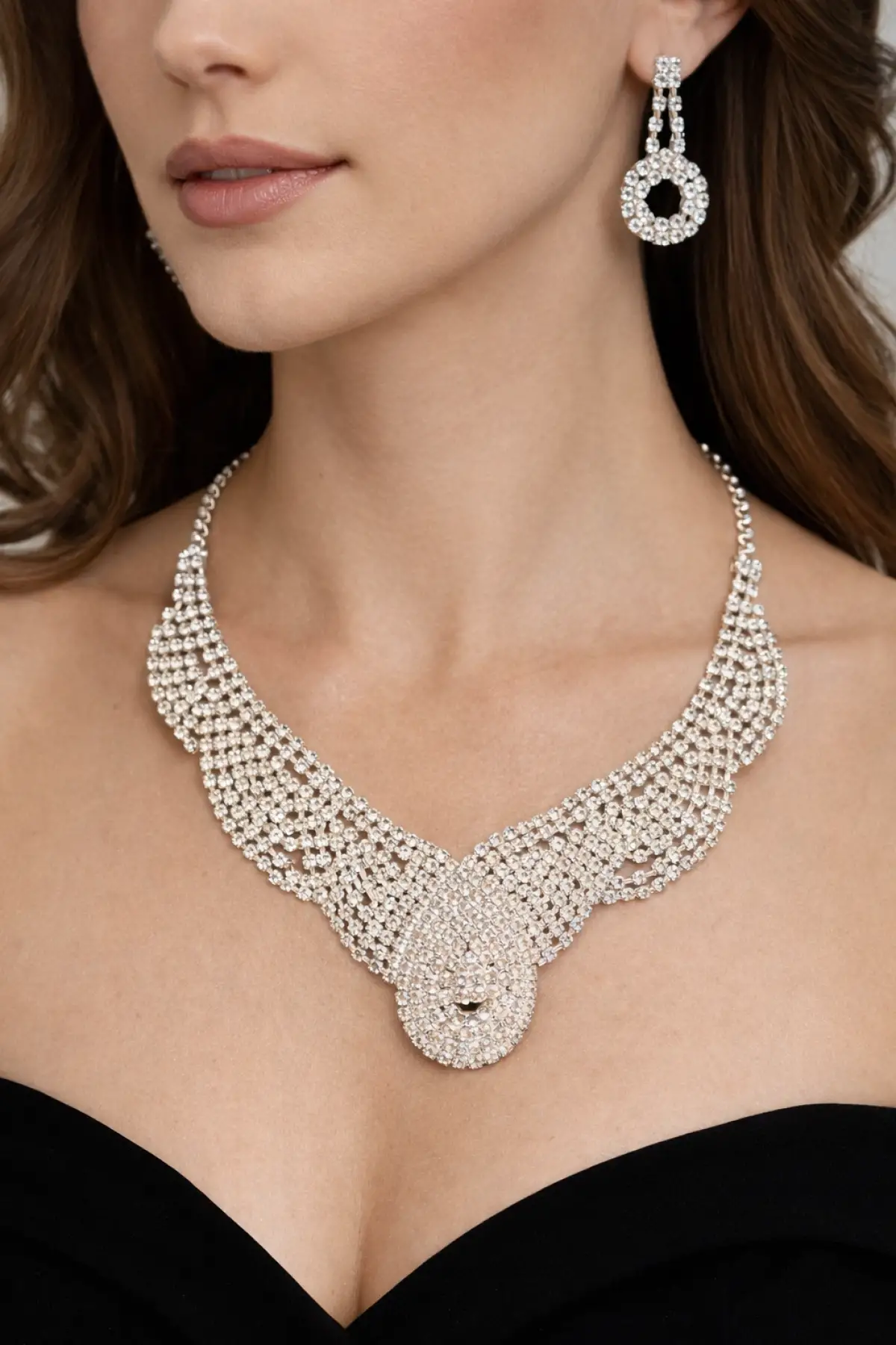 Gümüş Renk Taş Detaylı Abiye Set