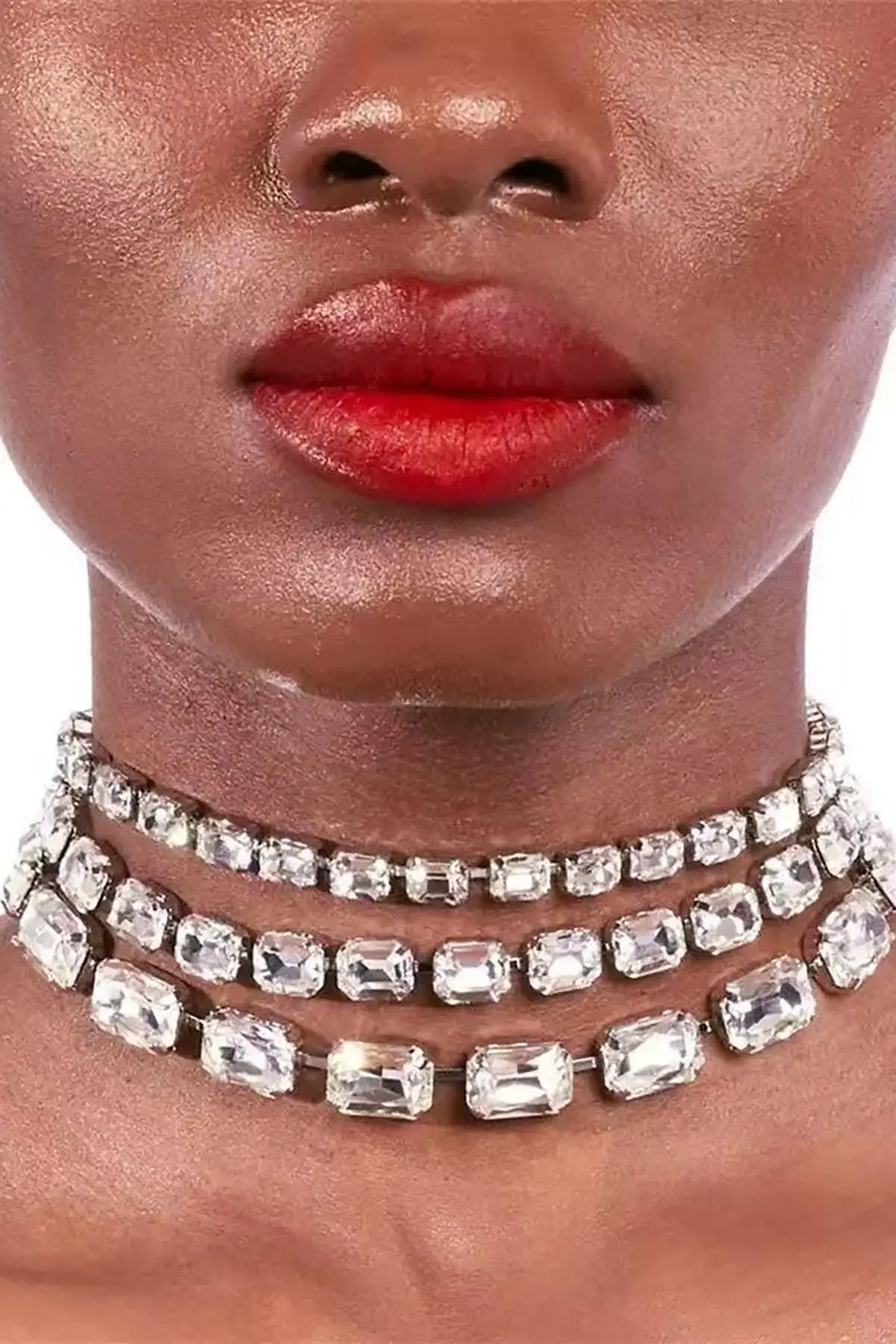 Gümüş Renk Taş Detaylı Tasarım Abiye Kolye