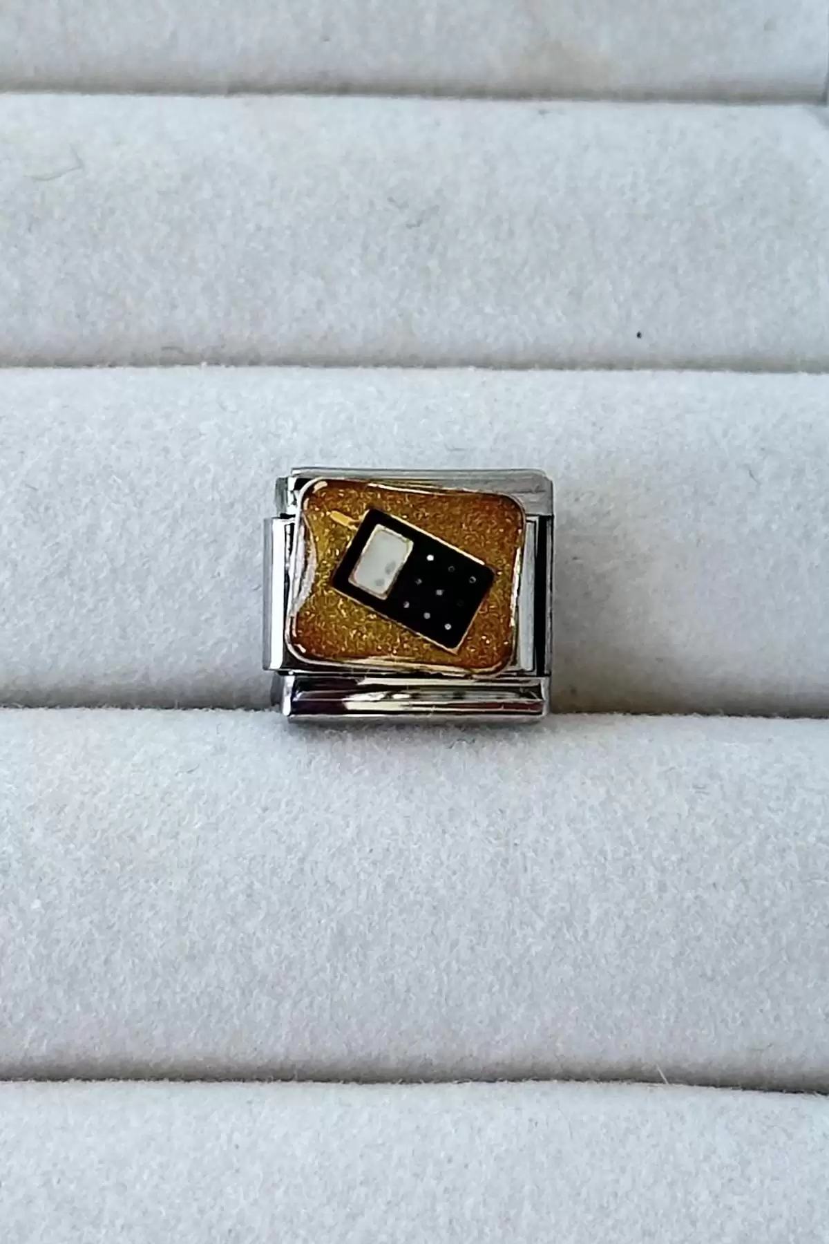 Gümüş Renk Telefon Figürlü Çelik Nomination Charm (Tek)