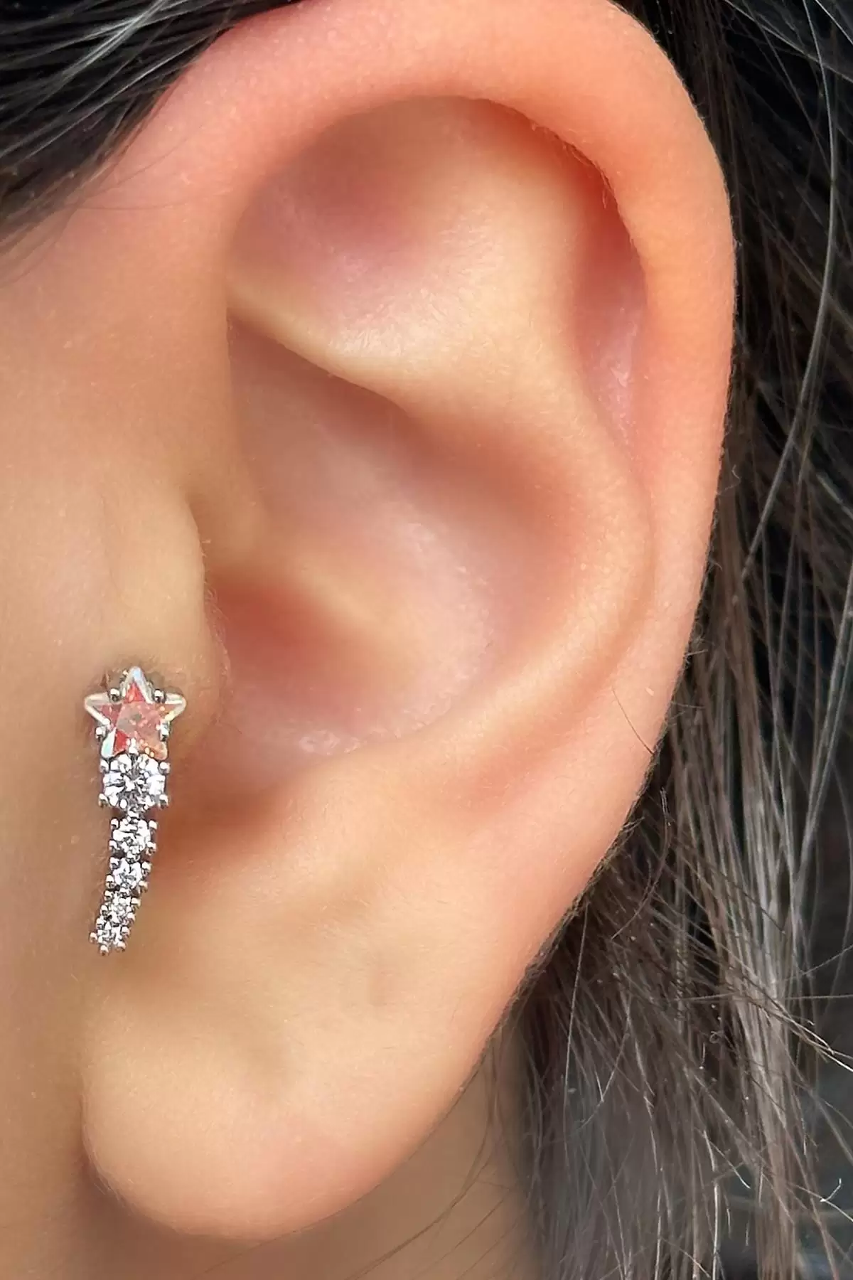 Gümüş Renk Yıldız Figürlü Çelik Tragus/Kıkırdak Küpe/Piercing (Tek)