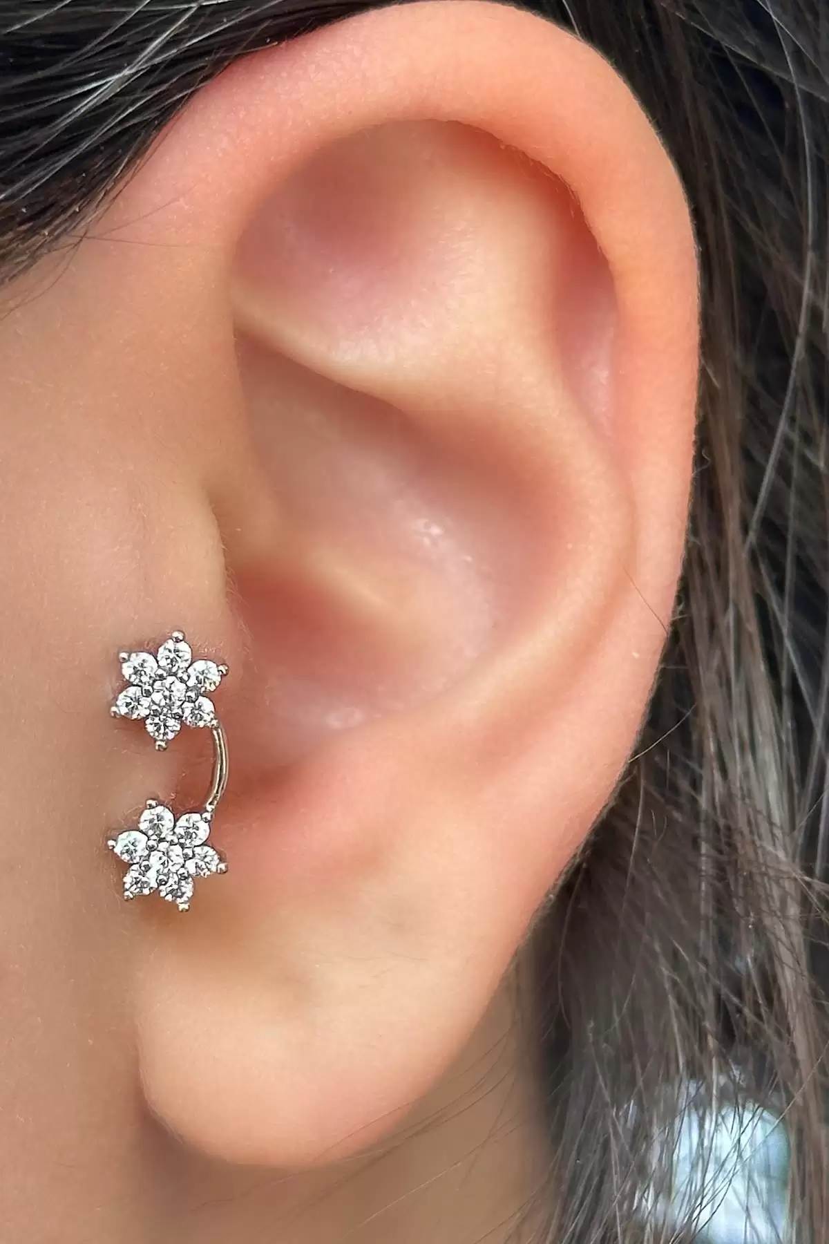 Gümüş Renk Yıldız Figürlü Çelik Tragus/Kıkırdak Küpe/Piercing (Tek)