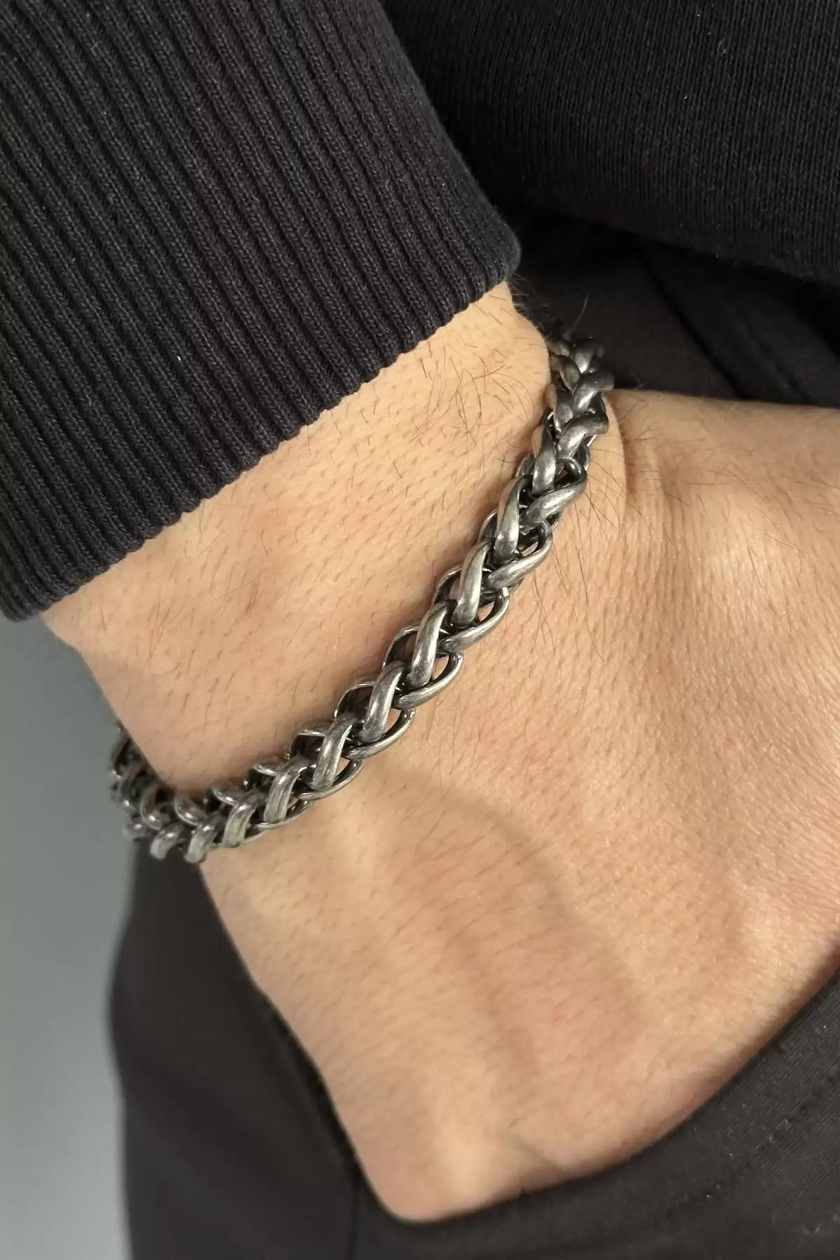 Gümüş Renk Zincir Detaylı Erkek Çelik Bileklik
