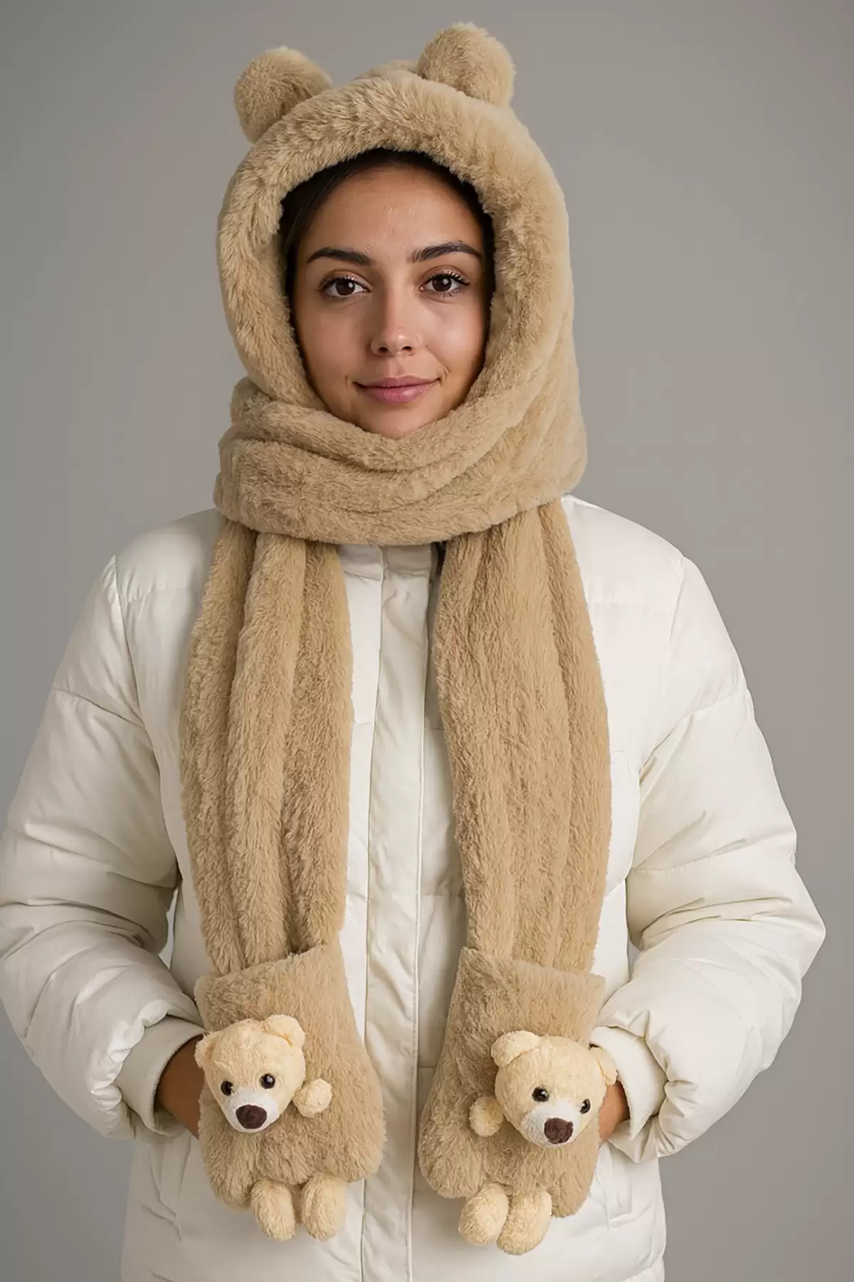 Kahverengi Ayıcık Figürlü Rüzgar Geçirmez Peluş Bere Atkı Eldiven