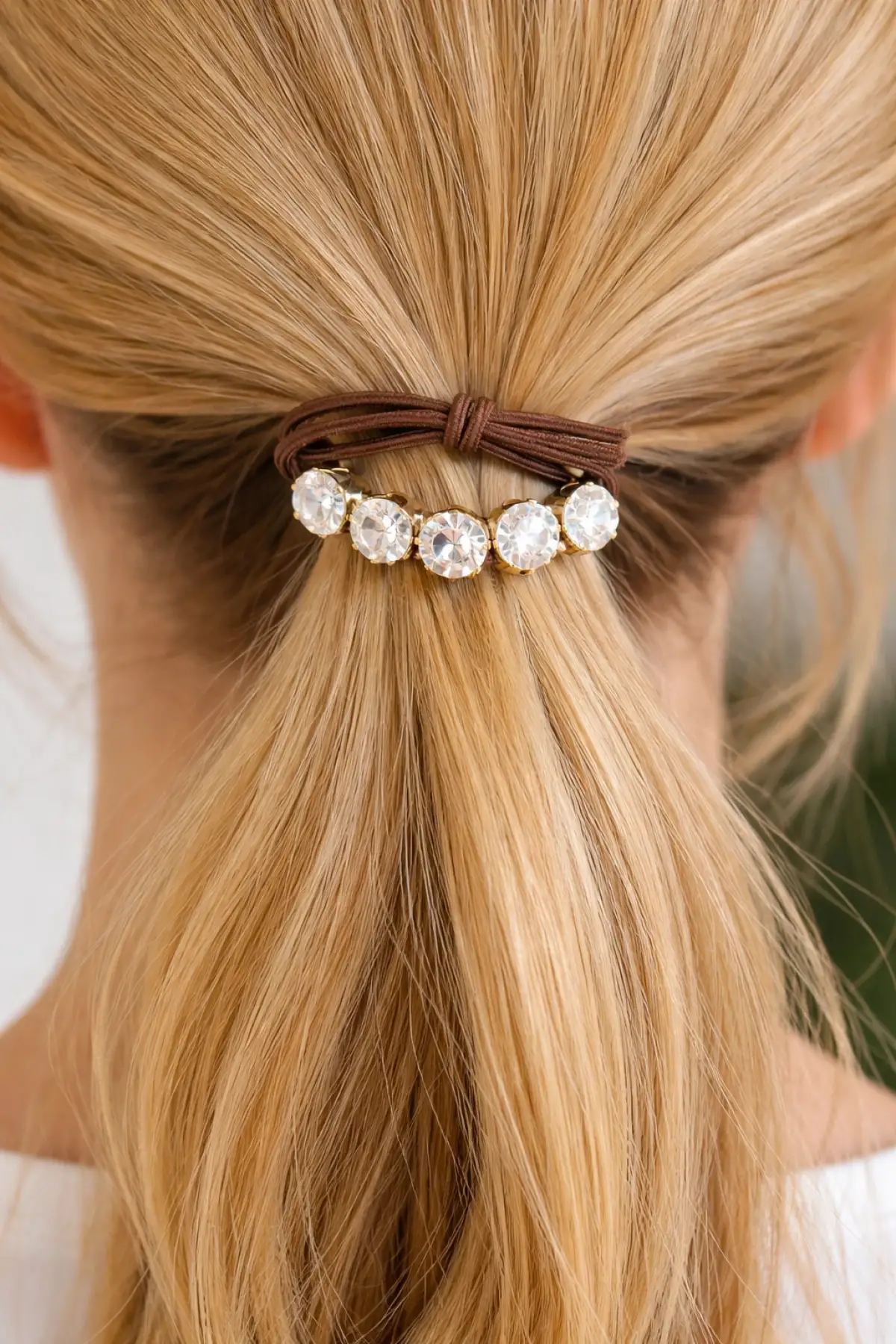 Kahverengi Taşlı Lastik Toka