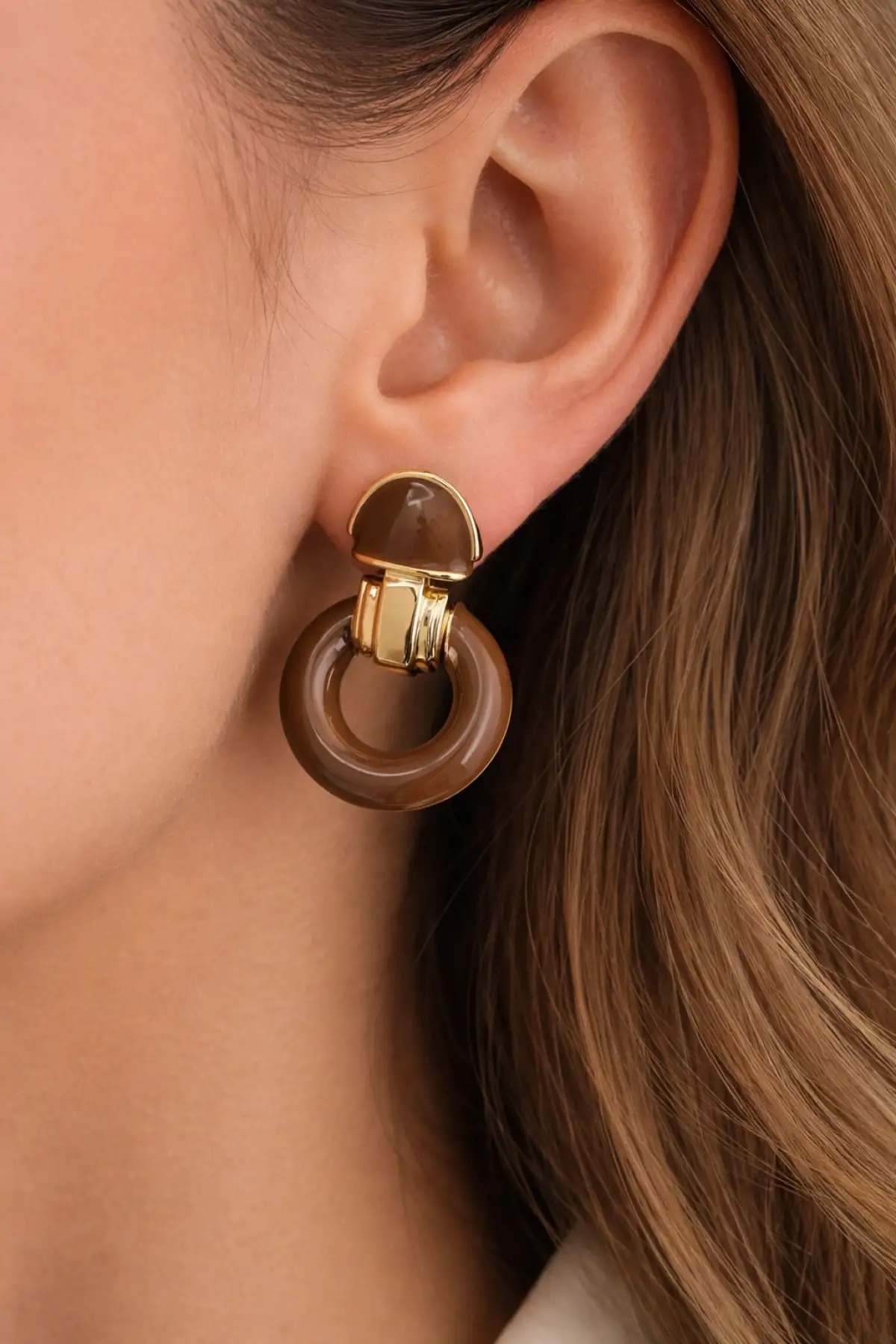 Kahverengi Yuvarlak Detaylı Küpe (Çift)