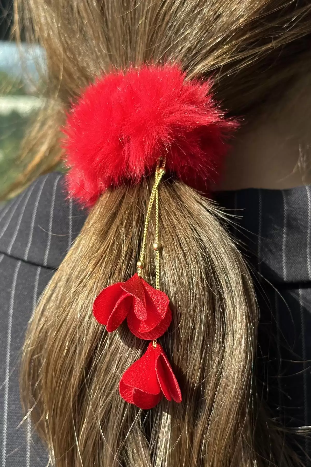 Kırmızı Renk Zincir Detaylı Peluş Simit Toka