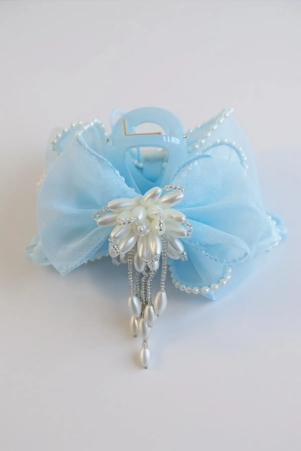 Mavi Renk Kurdele Figürlü İnci Detaylı Mandal Toka