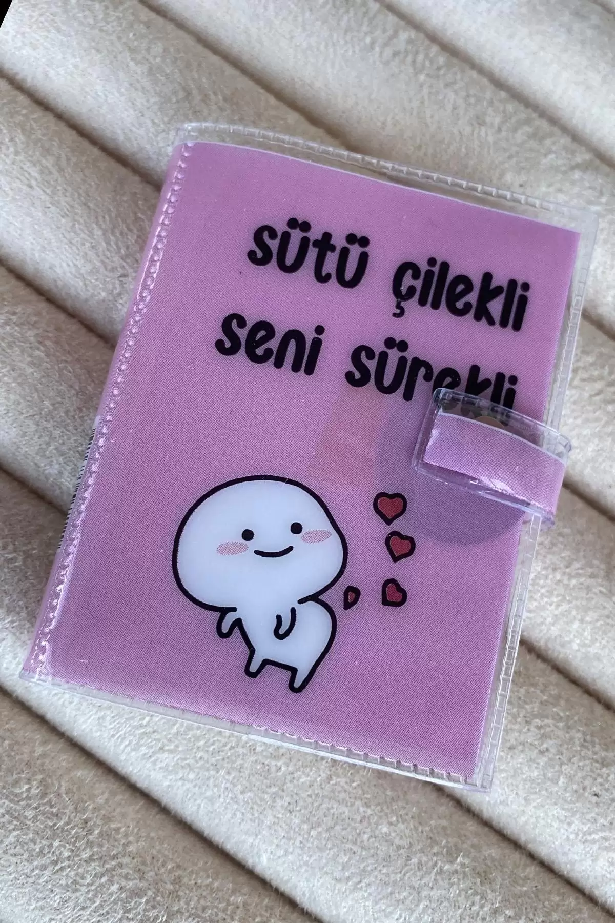 Pembe Renk Sütü Çilekli Seni Sürekli Yazılı Mini Defter