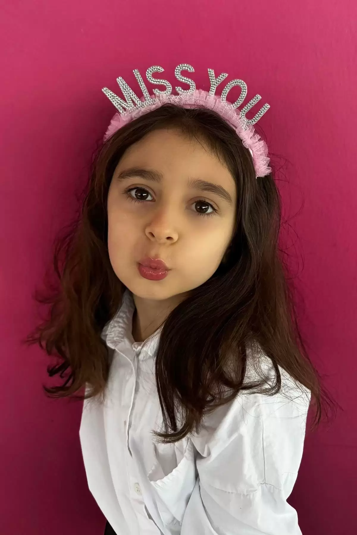 Pembe Renk Yazılı Taç