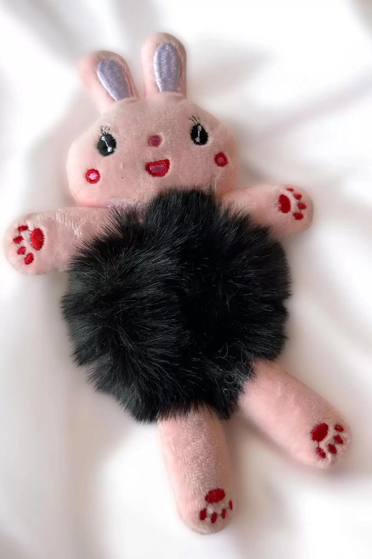 Pembe Ve Siyah Renk Tavşan Figürlü Peluş Simit Toka