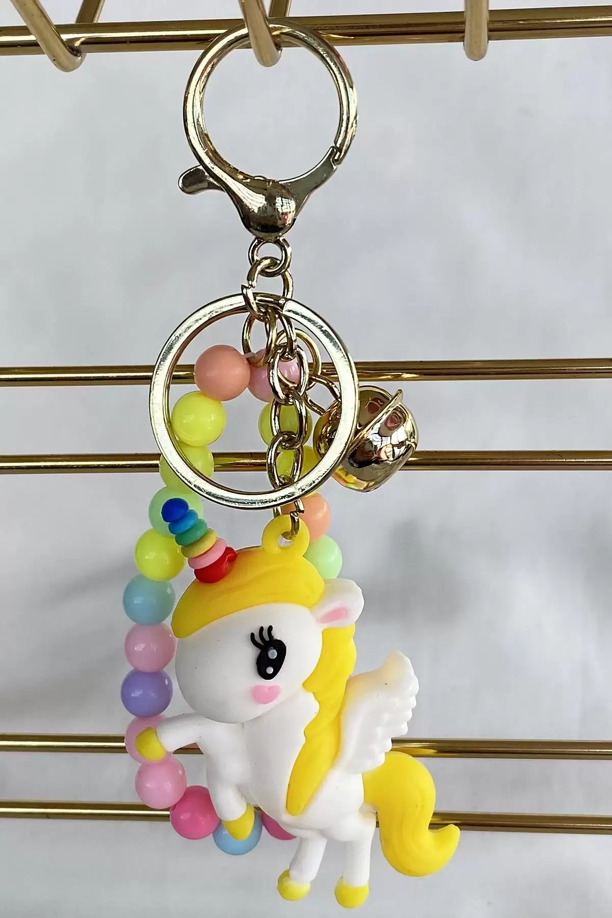 Sarı Renk Unicorn Figürlü Boncuk Detaylı Anahtarlık