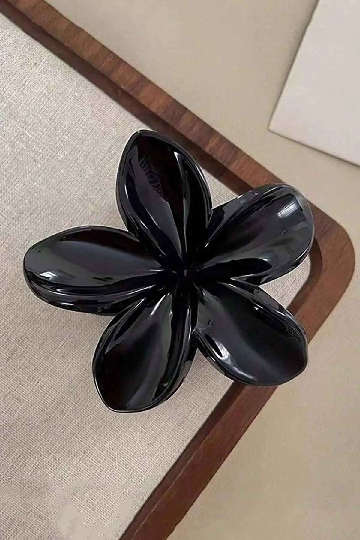 Siyah Renk Lotus Mandal Toka