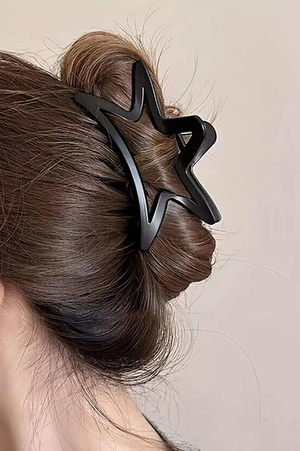 Siyah Renk Yıldız Figürlü Mandal Toka