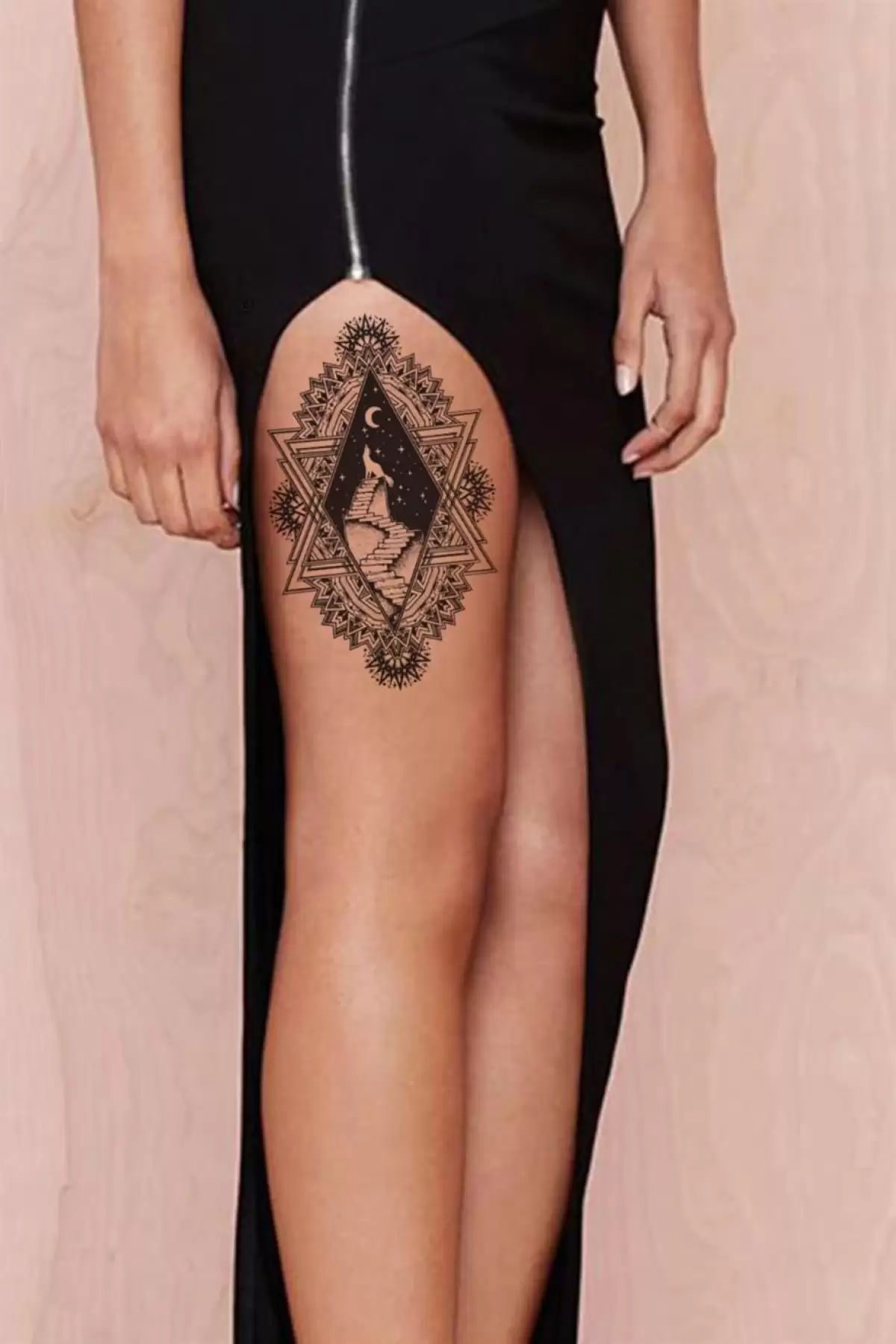 Üçgen Kurt Temalı Motifli Geçici Dövme Tattoo