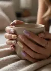 12li Karışık Renk İnci Detaylı Takma Tırnak Set (Yapıştırıcılı)