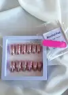 12li Pembe Renk Karışık Figürlü Jel Görünümlü Takma Tırnak Set (Yapıştırıcılı)