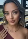 Altın Renk Aslan Figürlü İnci Detaylı Metal Choker Kolye