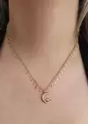 Altın Renk Ay Figürlü Çelik Kolye
