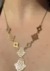 Altın Renk Fatma Ana Eli Figürlü Çelik Kolye