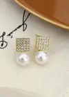 Altın Renk İnci Detaylı Küpe (Çift)