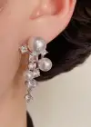Altın Renk İnci Ve Taş Detaylı Küpe (Çift)