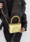 Altın Renk Kadın Deri Çanta