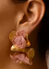 Altın Renk Pembe Çiçek Figürlü Küpe Çift