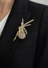 Altın Renk Peri Figürlü Broş