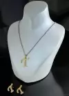 Altın Renk T Harfli Çelik Kolye Ve Küpe Set