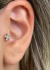 Altın Renk Taş Detaylı Çelik Tragus/Kıkırdak Küpe/Piercing (Tek)