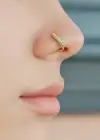 Altın Renk Taş Detaylı Sıkıştırmalı Deliksiz Hızma Cerrahi Çelik Piercing (Tek)