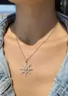 Altın Renk Yıldız Figürlü Çelik Kolye