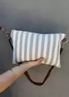 Bej Ve Beyaz Renk Çizgili Hasır Kadın Çanta