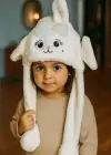 Beyaz Renk Tavşan Figürlü Kulakları Oynayan Peluş Şapka