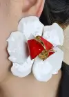Beyaz Ve Kırmızı Renk Çiçek Figürlü Tasarım  Küpe (Çift)