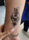 Geçici Deniz Feneri Ve Pusula Figürlü Dövme Tatto